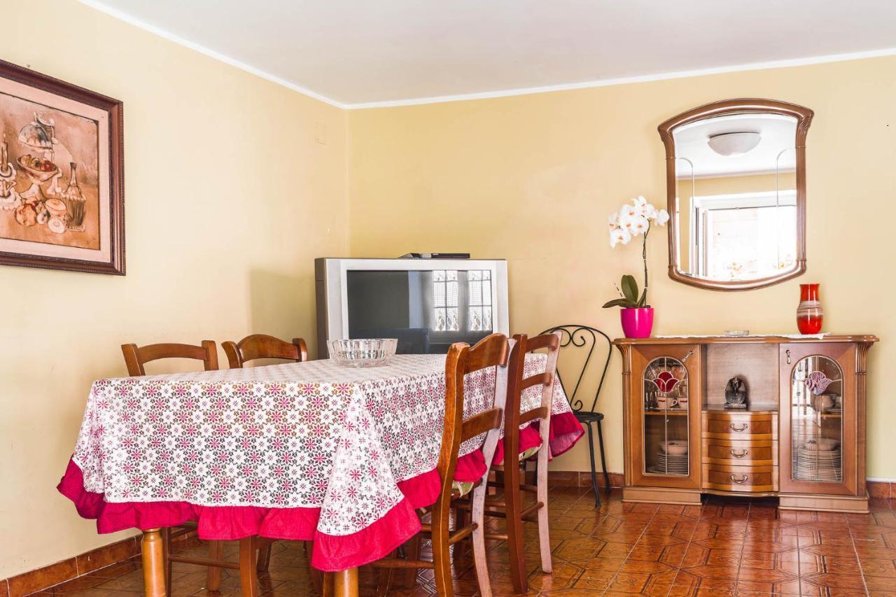 Casetta Mia Canistro Buitenkant foto